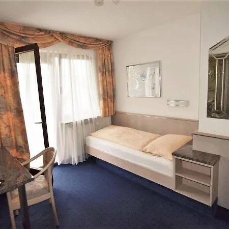 Hotel Alena - Kontaktlos Check-in 3*