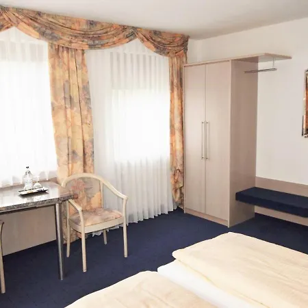 Alena - Kontaktlos Check-in Filderstadt