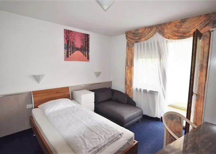 Alena - Kontaktlos Check-in Hotel 3*